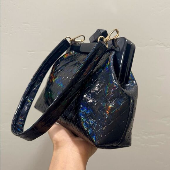 Iridescent Embossed Leather Handmade “Candy” Kisslock Acrylic Frame Clutch Bag - Picture 14 of 16